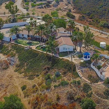 Private Home On 10 Acres - Heated Salt Pool & Jacuzzi, Mountain & City Views, Horseshoes, Basketball, Bbq, Golf Putting, Foosball, Croquet, Bose Stereo, White Cotton Bedding - Hilltop Hacienda, Pool Heat Optional Jamul Exterior photo