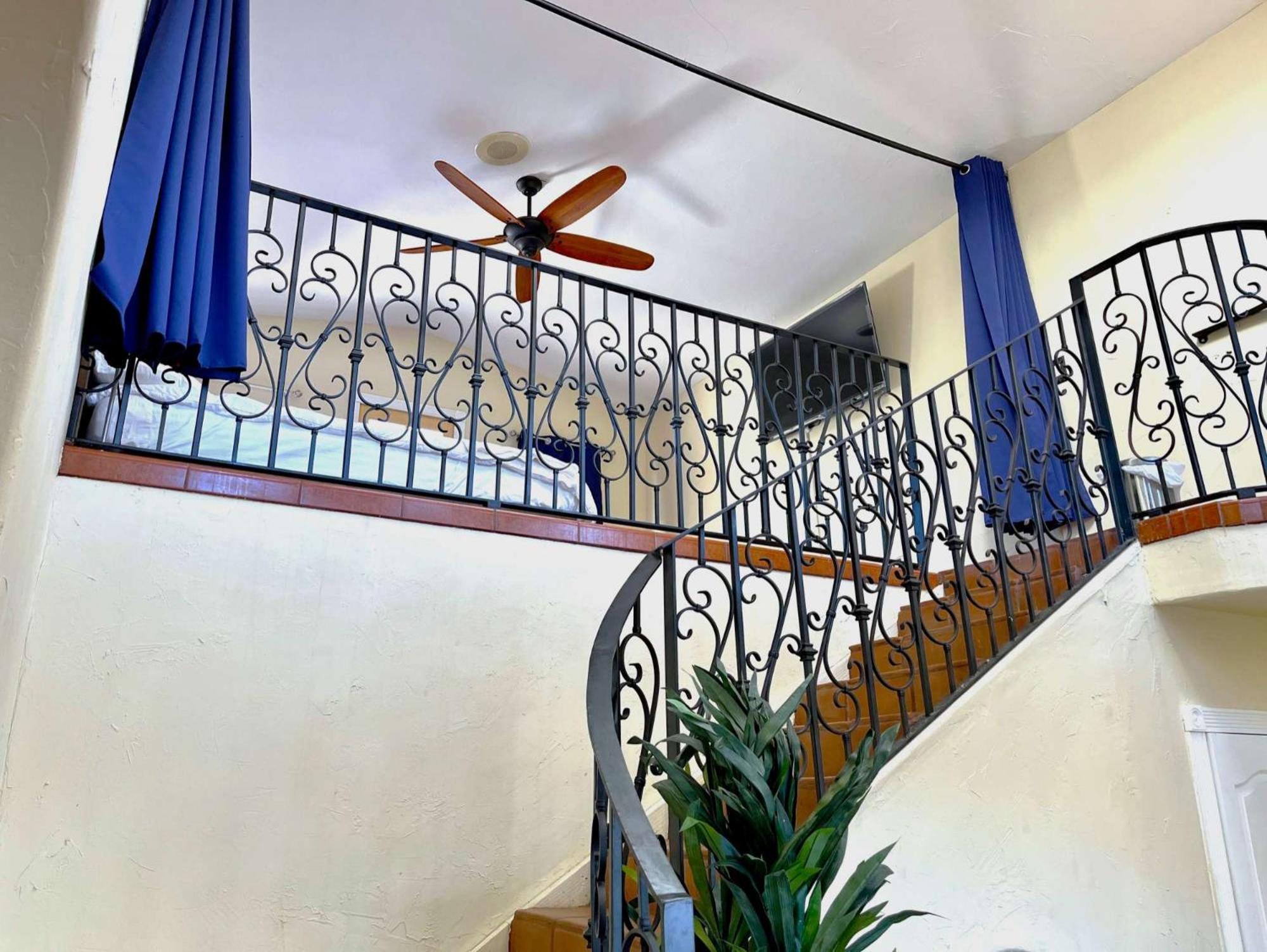 Private Home On 10 Acres - Heated Salt Pool & Jacuzzi, Mountain & City Views, Horseshoes, Basketball, Bbq, Golf Putting, Foosball, Croquet, Bose Stereo, White Cotton Bedding - Hilltop Hacienda, Pool Heat Optional Jamul Exterior photo